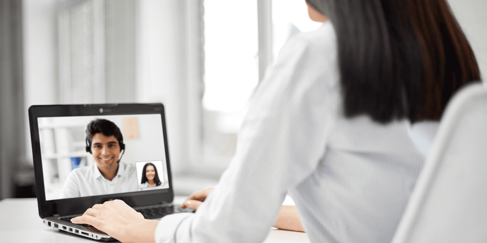 Tips Agar Sukses dalam Wawancara Kerja Online