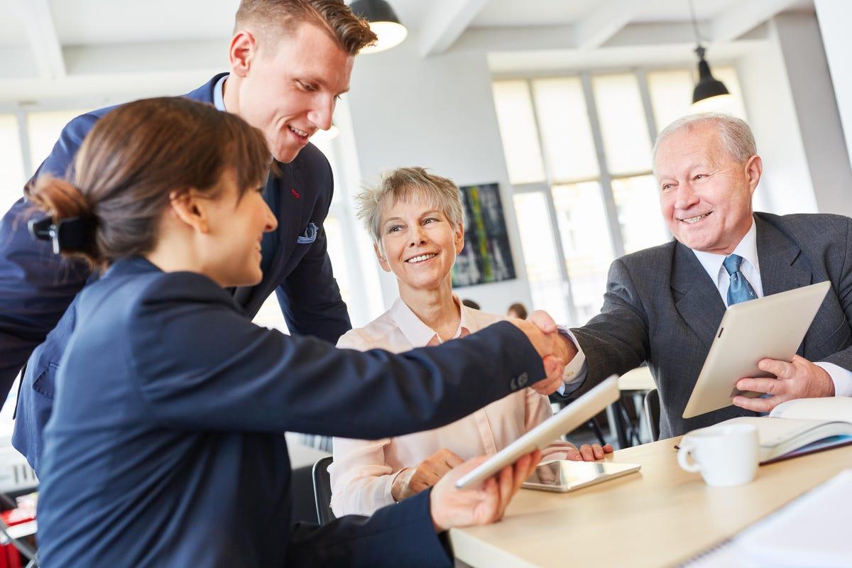 Cara Cerdas Menghadapi Rekan Kerja yang Sulit Tanpa Stres Berlebihan