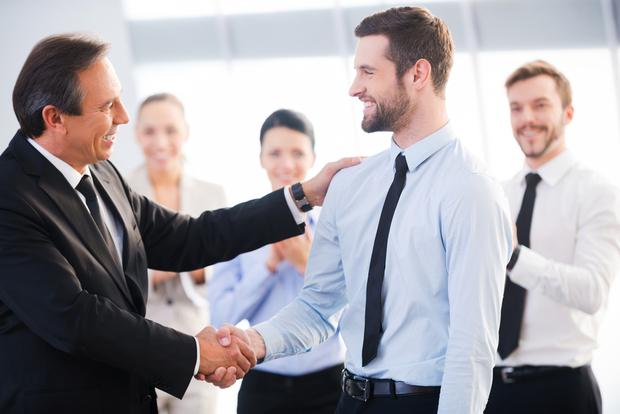 10 Cara Memperkenalkan Diri Kepada Atasan Secara Profesional