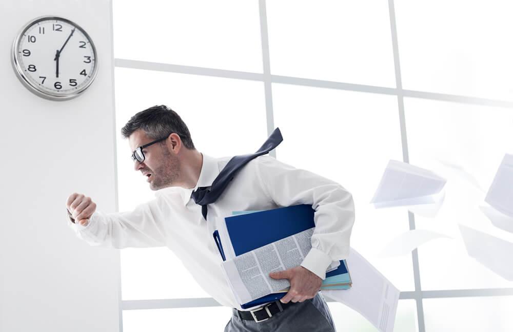 4 Kebiasaan Ini Bikin Anda Selalu Datang Terlambat ke Kantor