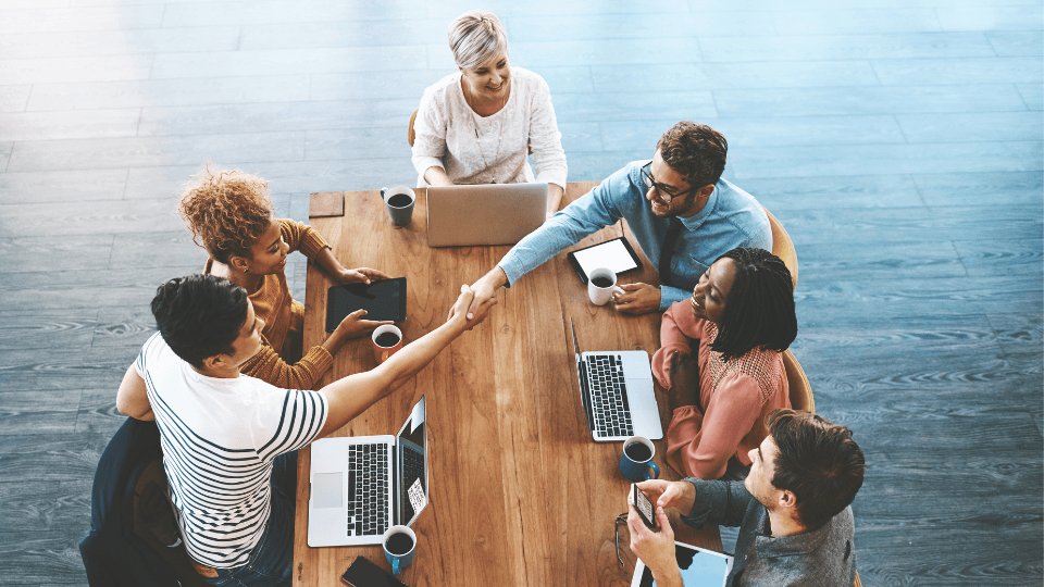 From Hiring to Inspiring: Strategi SDM Membangun Karyawan Produktif dan Bahagia