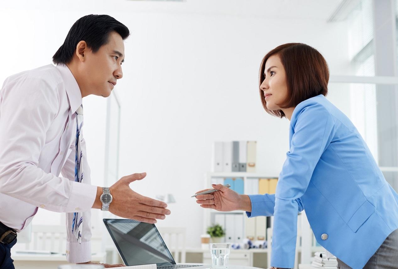 Menghadapi Atasan Sulit dengan Tetap Profesional dan Produktif