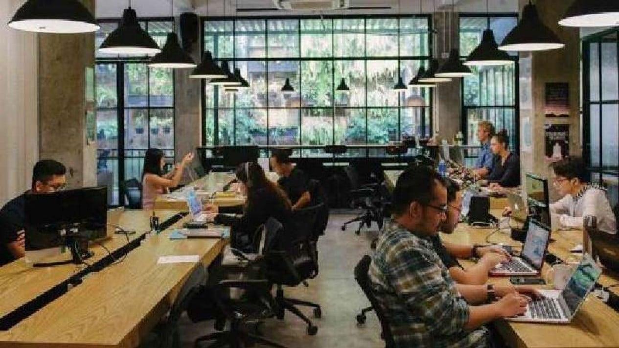Bukan Sekadar Rebranding: Cara Perusahaan Bertransformasi dari Dalam
